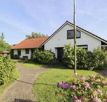Bei Büsum: Mit Ferienwohnung, großem Garten und nah an der Natur - Westerdeichstrich