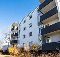 Investieren im grünen Süden: Effiziente 2,5-Zimmer-Wohnung + mit 90 m² + Balkon + PROVISIONSFREI - Berlin Lichterfelde