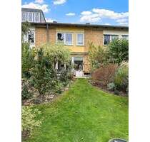 Attraktives Reihenhaus in Lübeck - modernisiert und vermietet, mit Garten in Uni-Nähe