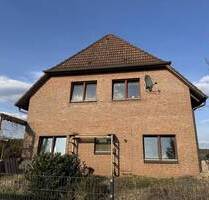 Ihr neues Zuhause in Tespe - Zweifamilienhaus mit viel Charakter und Potenzial