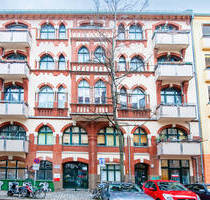 Märchenhaft: Tolles Gründerzeitinvestment - 2-Zimmer-Wohnung in Friedrichshain - Solide vermietet - jetzt investieren! - Berlin