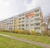 In der Herrichtung! Schöne 3 Räume in der Südstadt mit Ausblick! - Halle (Saale)