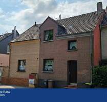 HANDWERKER AUFGEPASST! GEMÜTLICHES REIHENMITTELHAUS IN BEDINGRADE! - Essen