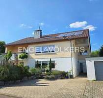 Top gestyltes Wohnhaus mit ELW und liebevoll gestaltetem Garten sowie unverbaubarem Blick auf die Wurmlinger Kapelle - Rottenburg am Neckar Wurmlingen