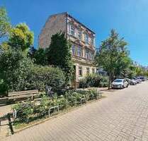 Mehrfamilienhaus mit Seitenflügel und Hinterhaus - Halle (Saale) Innenstadt