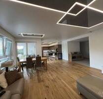 Exklusive, perfekt ausgestattete 5 12 Zimmer-Wohnung mit großer Terrasse und Aufzug zu verkaufen - Bad Friedrichshall Kochendorf