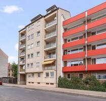 Großzügige 2-Zi-Wohnung mit Balkon und Stellplatz in Fürth (Südstadt)