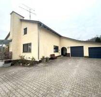 2-Fam.-Haus nähe Parkstetten bzw. Steinach