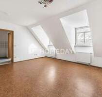 Bezugsfrei: Gemütliche Etagenwohnung für Singles mit Aufzug, Tiefgaragenstellplatz und Tageslichtbad - Meißen