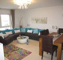 Relaisstraße: Großzügige 3 ZKB mit Wohnküche und Tageslichtbad - Mannheim Rheinau