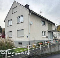 Zweifamilienhaus in Top Lage - 266.000,00 EUR Kaufpreis, ca.  246,00 m² Wohnfläche in Idar-Oberstein (PLZ: 55743) Tiefenstein