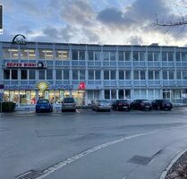 Gepflegte BüroPraxisfläche auf ca. 500 m² mit Stellplätzen und Personenaufzug - Kulmbach
