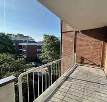 Gut geschnittene Etagenwohnung mit Tiefgaragenstellplatz - Neuss Grimlinghausen
