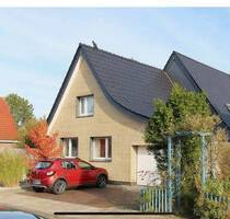 Ein Zuhause zum Wohlfühlen: Gepflegtes Mehrfamilienhaus in zentraler und ruhiger Lage von Cuxhaven