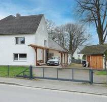 Ländlich gelegenes Einfamilienhaus mit vielen Möglichkeiten - Lippstadt / Lohe