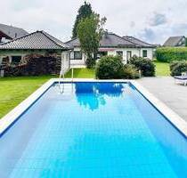 Repräsentatives Anwesen mit Pool und Baugrundstück - VON PRIVAT - Wermelskirchen Dhünn