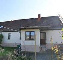 Charmante Doppelhaushälfte mit Garten und Potenzial in Staßfurt Neundorf
