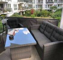 Barrierefrei moderne Balkon-Wohnung mit 2 Stellplätzen in zentraler aber ruhiger Lage von Schwalbach