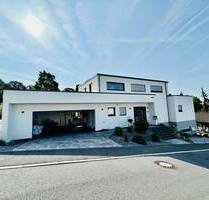 Luxuriöses Einfamilienhaus mit Sauna, Außenpool und Smart Home Technologie - Wermelskirchen Dhünn