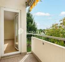 Helle 3-Zimmer-Wohnung mit Loggia und Einbauküche in gepflegtem Mehrfamilienhaus - Metzingen