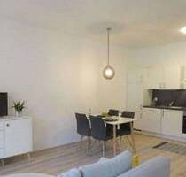 Tolle 1,5 Zi.-Wohnung und Balkon mit Einbauküche - Husum