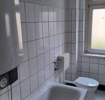 E-Holsterhausen: Leerstehende 2-Zimmer-Wohnung mit Balkon - Essen Frohnhausen