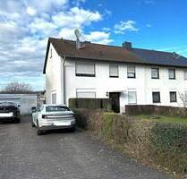 Doppelhaushälfte in ruhiger Lage mit Garage und Garten - Saarbrücken / Klarenthal
