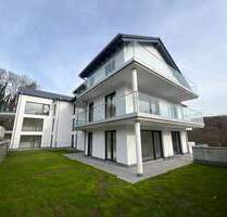 Neubauwohnung in Eppstein: Helle 4 Zimmerwohnung mit umlaufendem Balkon