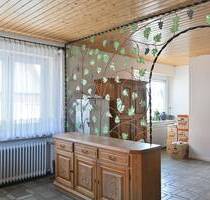 Platz für die ganze Familie! - 450.000,00 EUR Kaufpreis, ca.  213,00 m² Wohnfläche in Erkenbrechtsweiler (PLZ: 73268)