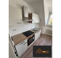 ERSTBEZUG NACH RENOVIERUNG - 3 ZIMMERWOHNUNG MIT EINBAUKÜCHE - Nürnberg / Herpersdorf Kornburg / Worzeldorf