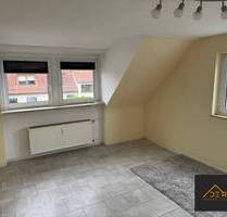 IN SCHÖNSTER GEGEND - 3 ZIMMERWOHNUNG MIT EINBAUKÜCHE - Nürnberg / Herpersdorf Kornburg / Worzeldorf