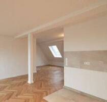 Dachtraum im sanierten Erstbezug - 2-Raum-WE - West-Balkon, FBH, Parkett, CAT-7 Netzwerk - Chemnitz Lutherviertel 221