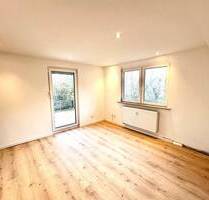 Frisch sanierte Wohnung im EG mit großer Süd-Terrasse und Gemeinschaftsgarten im Grünen! - Rednitzhembach