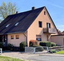 Direkt in Uetze, 2-Familienhaus, + Wohnbereich im Souterrain. Hier wartet ein neues Zuhause!