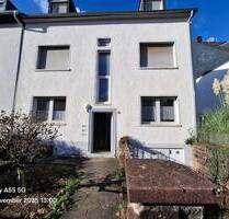 Interessantes Mehrfamilienhaus mit viel Potenzial, in angenehmer Wohnlage in Trier-West (Immobilie kann erst ab Januar 2026 besichtigt werden!)