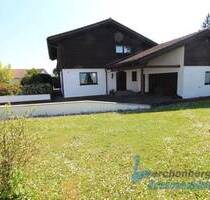+++ Eine besondere Immobilie mit Charme: Tolles Einfamilienhaus im Plattlinger Westen +++