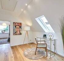 Modernes Familienhaus mit offenem Wohnkonzept und komplett neu gestaltetem Obergeschoss, Courtagefrei! - Reinbek-Neuschönningstedt