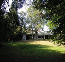 Außergewöhnlicher Bungalow mit Swimming Pool und großem Grundstück im Stadt-Zentrum Vlotho