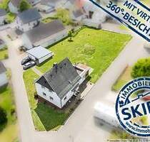 Einfamilienhaus mit großer Wiese und Doppelgarage in Wershofen