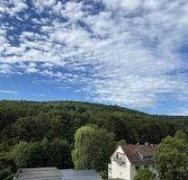 Traumhafte Dachgeschosswohnung mit Blick ins Grüne - Stuttgart