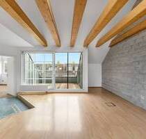 Freiraum unter dem Dach - Helle Dachgeschosswohnung mit Loft-Feeling - Kerpen