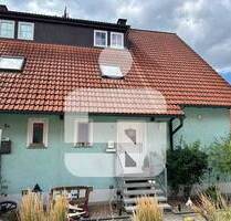 Platz für Familie und mehr...Geräumige DHH mit Garage in Wachenroth