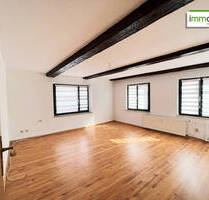 Gemütliche 2 Zimmer Wohnung mit großem Balkon in Kroppenstedt am Markt.