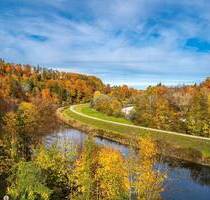 Leben im Park und Ortskernnah! 4-Zimmer-Wohnung mit schönem Ausblick - Grünwald