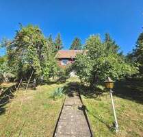 Ruhig gelegenes Grundstück mit Haus unterhalb des Jenzig - Jena Wenigenjena