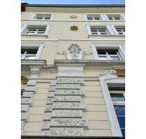 NORDEND-WEST Exklusiv sanierte Etagenwohnung im schönen Stilaltbau - Frankfurt am Main Nordend - West