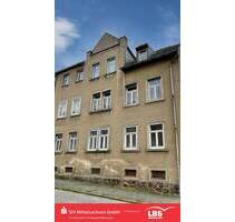 Sanierungsbedürftiges Mehrfamilienhaus - Burgstädt