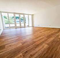 ERSTBEZUG: 4-Zimmer-Neubauwohnung mit hervorragendem Grundriss, neuer Einbauküche und Südbalkon - Frankfurt am Main Sindlingen