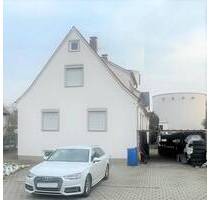 Geräumiges Zwei- Dreifamilienhaus auf großzügigem Grundstück in gefragter Lage von Nördlingen