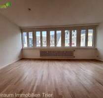 TR.-City: Modernisierte geräumige 2 ZKB, GWC, Abstellraum, EBK und Domblick... - Trier Innenstadt